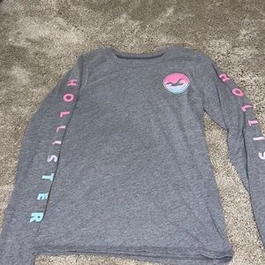 Gray long sleeve, pink&blue detailing,hollister